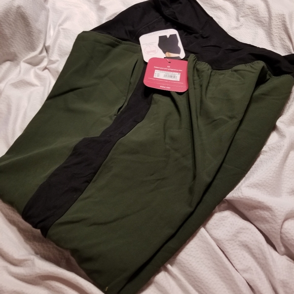 NwT Patented Over belly stretch woven maternity jogger pants size med - Picture 12 of 12